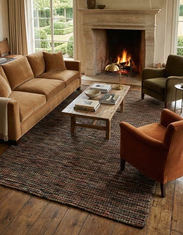 5' 7 x 8' Hand Knotted Darya Wool Rug