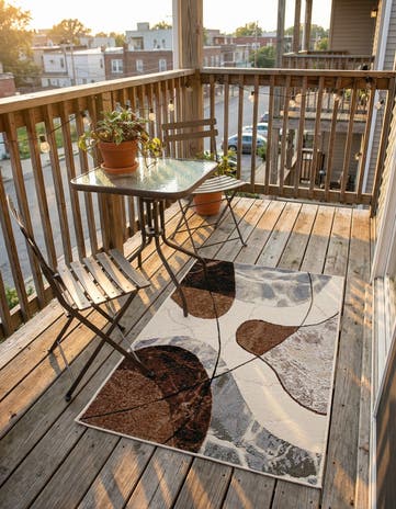 2' x 3' Easy-Clean Modern Indoor / Outdoor Rug