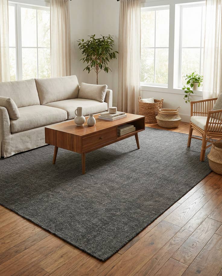 Detail image of 7' 10 x 10' Easy-Clean Solid Indoor / Outdoor Rug