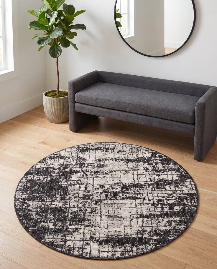 Detail image of 4' x 4' Easy-Clean Modern Indoor / Outdoor Round Rug