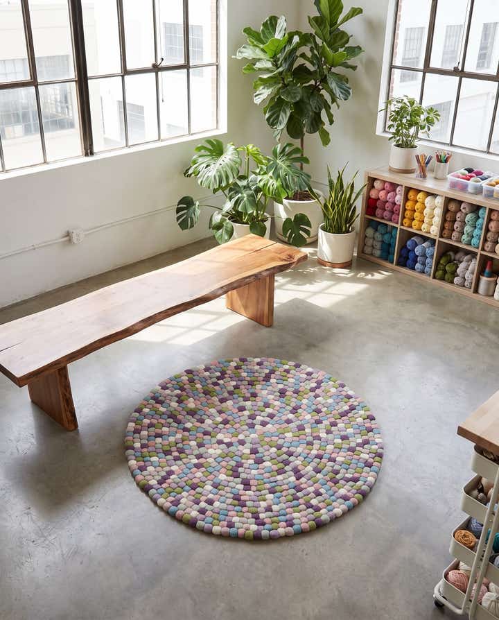 4' 1 x 4' 1 Felt Ball Wool Round Rug