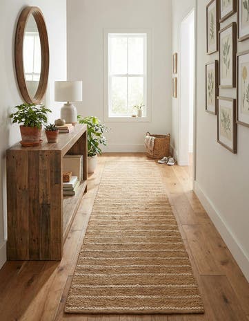 2' 7 x 12' Hand Braided Laurel Handwoven Jute Runner Rug