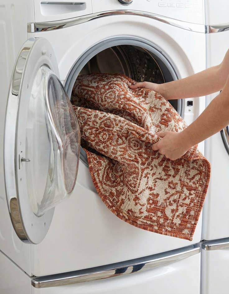 Detail image of 2' x 3'  Washable Jill Zarin Dubai Indoor / Outdoor Rug