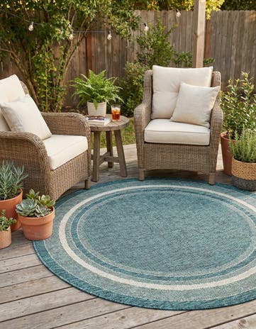4' x 4' Easy-Clean Border Indoor / Outdoor Round Rug