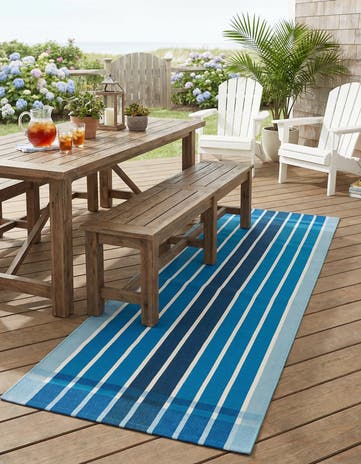 2' 7 x 10' Easy-Clean Ribbon Indoor / Outdoor Runner Rug