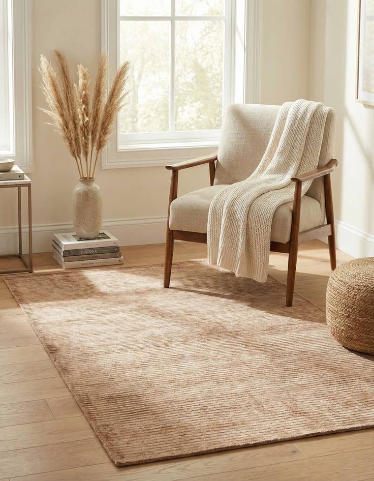 Detail image of 2' 8 x 5'  Hand Knotted Darya Wool Rug