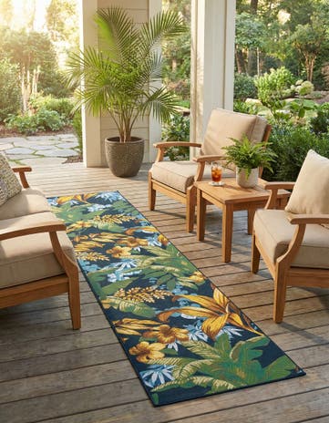 2' 7 x 12' Easy-Clean Botanical Indoor / Outdoor Runner Rug