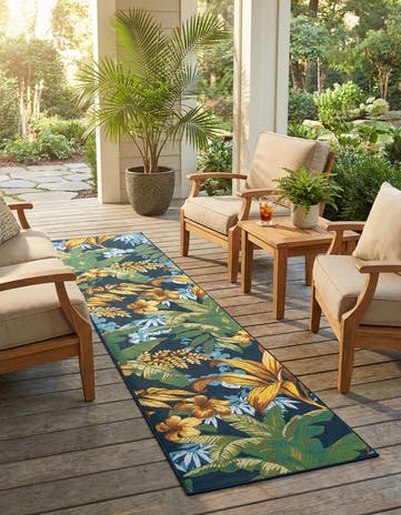2' 7 x 12' Easy-Clean Botanical Indoor / Outdoor Runner Rug