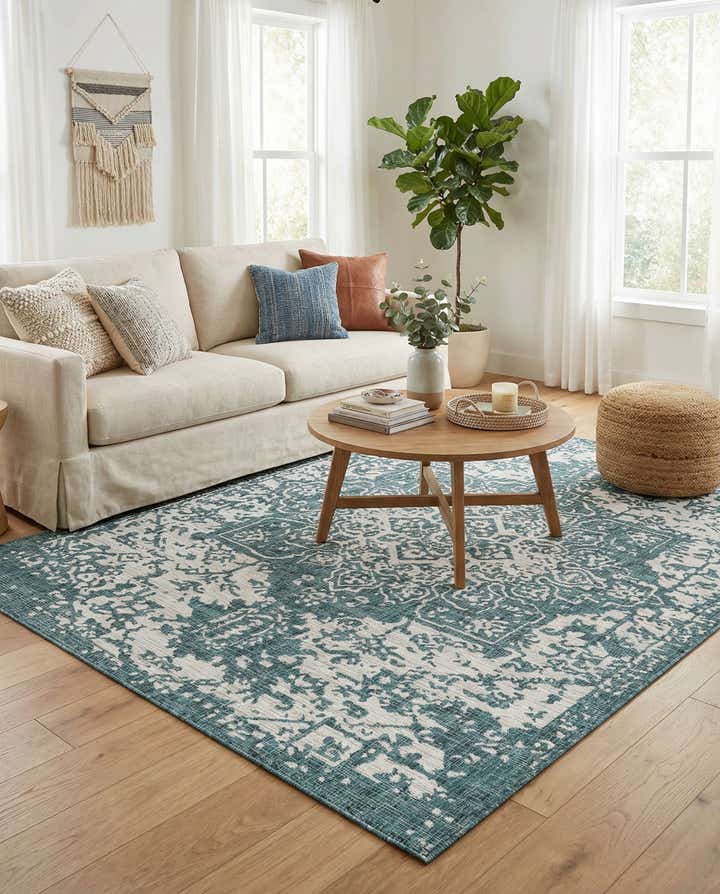 7' x 10' Easy-Clean Jill Zarin Dubai Indoor / Outdoor Rug