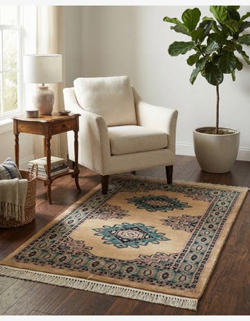 2' 7 x 4' 4 Hand Knotted Bokhara Rug