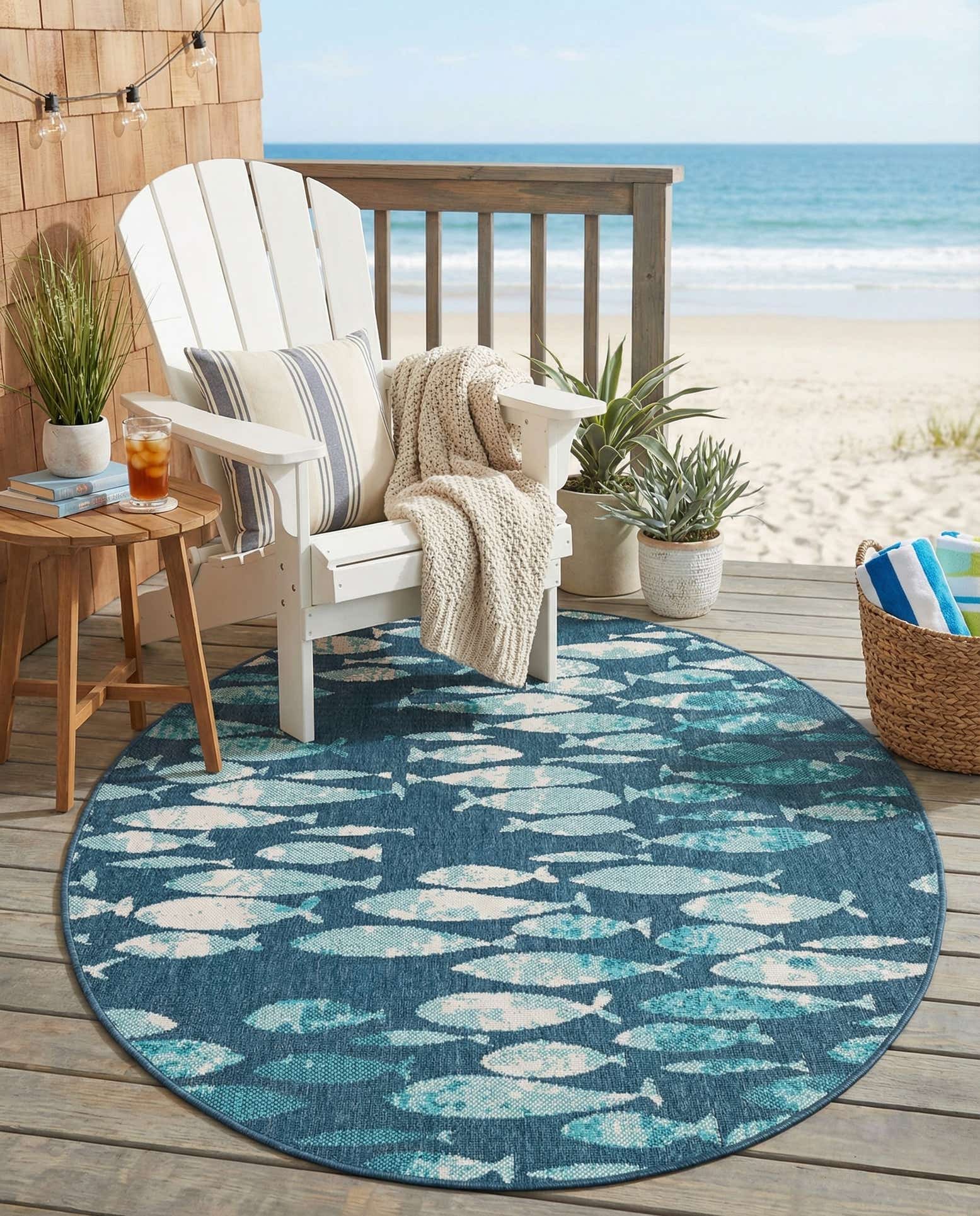 4' x 6' Easy-Clean Coastal Indoor / Outdoor Oval Rug