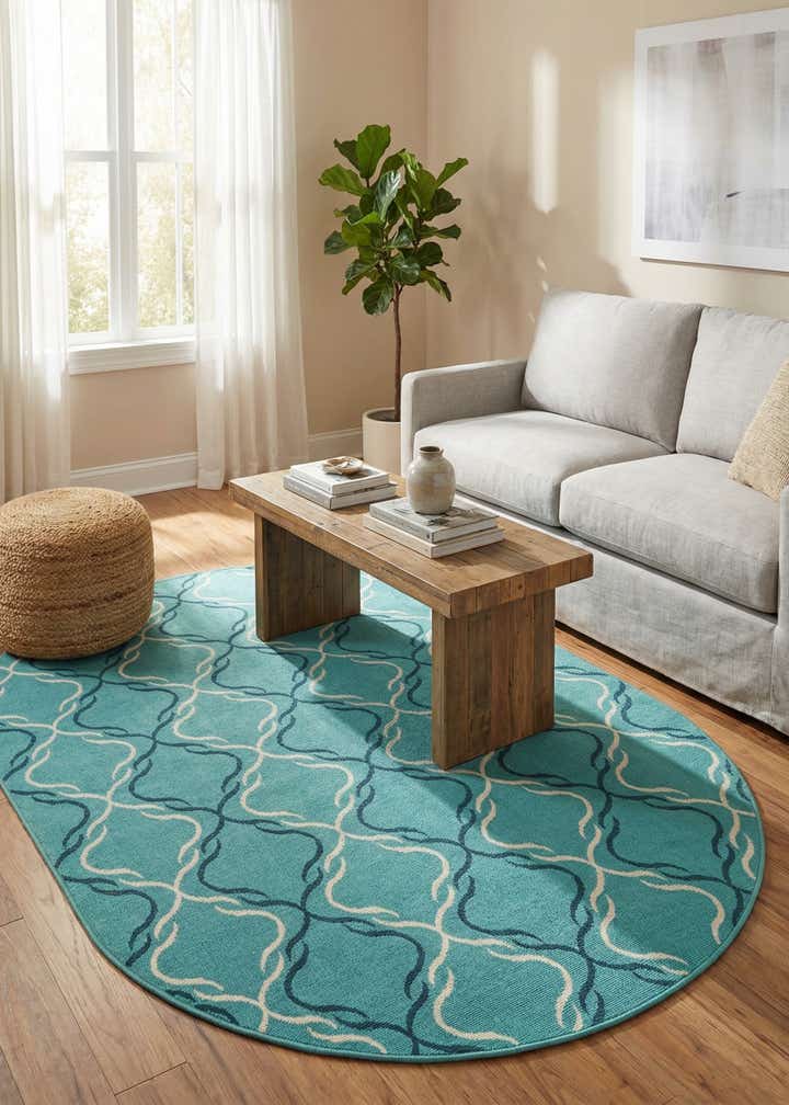 5' 3 x 8' Easy-Clean Trellis Indoor / Outdoor Oval Rug