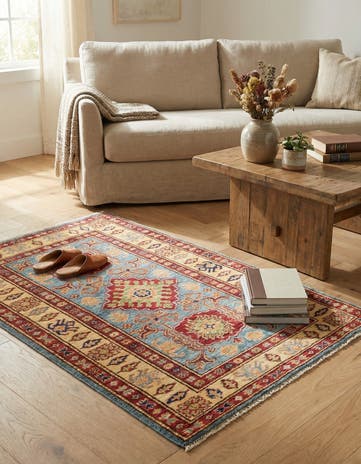 2' 8 x 4' Hand Knotted Kazak Oriental Rug