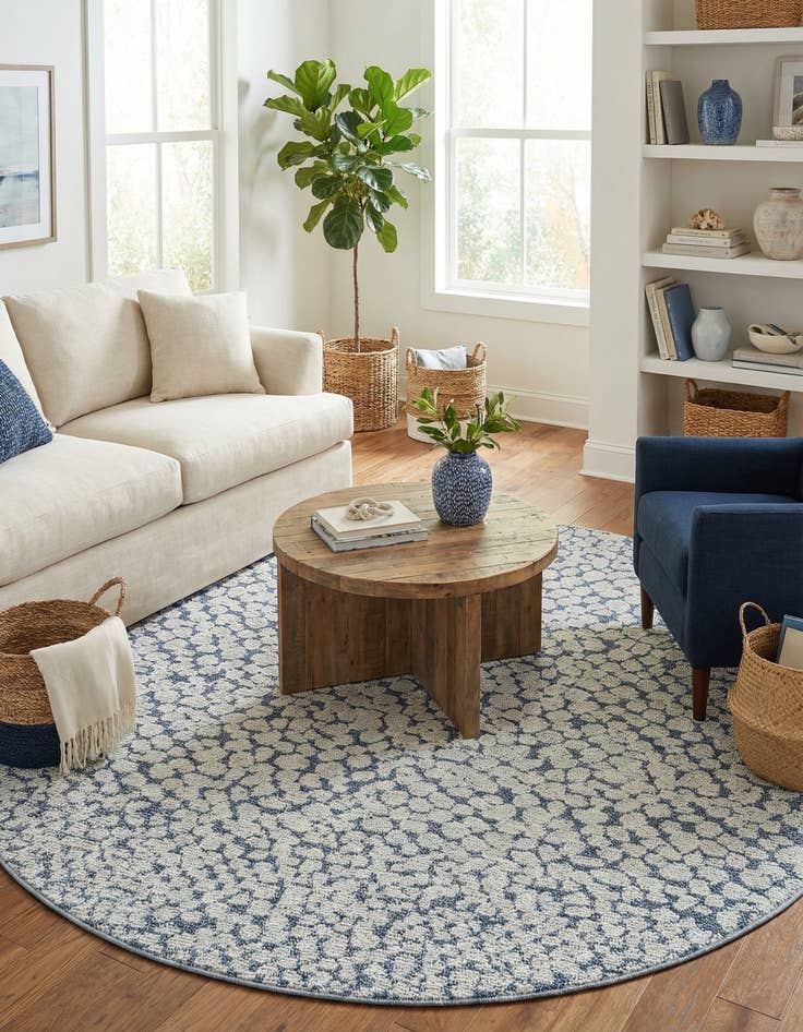 Detail image of 7' 10 x 7' 10  Washable Safari Indoor / Outdoor Round Rug