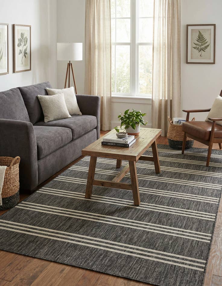 Detail image of 7' x 10'  Washable Jill Zarin Anguilla Indoor / Outdoor Rug