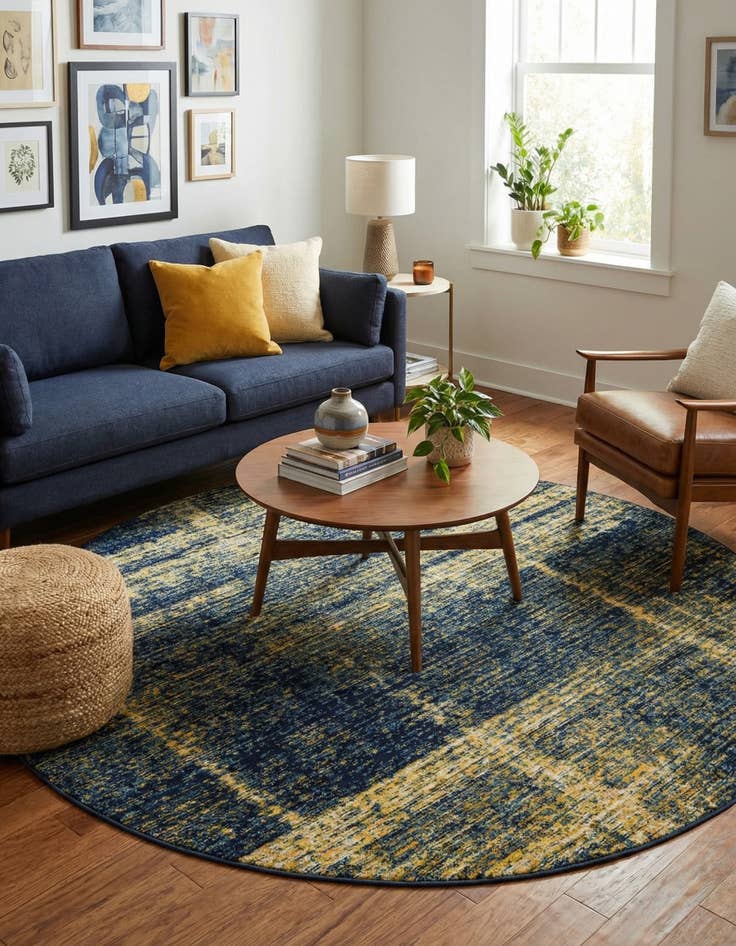 Detail image of 7' 10 x 7' 10 Laguna Round Rug