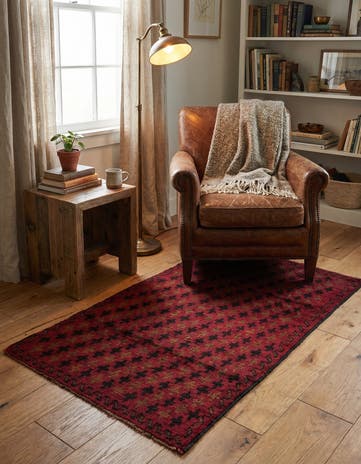 2' 9 x 4' 8 Hand Knotted Balouch Persian Wool Rug
