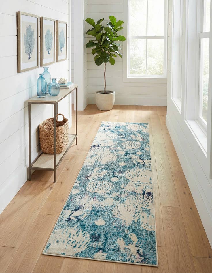 Detail image of 2' 7 x 10'  Washable Capri Runner Rug