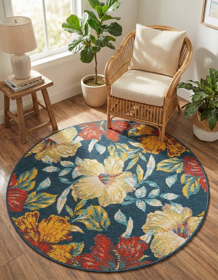 Detail image of 4' x 4'  Washable Coastal Indoor / Outdoor Round Rug