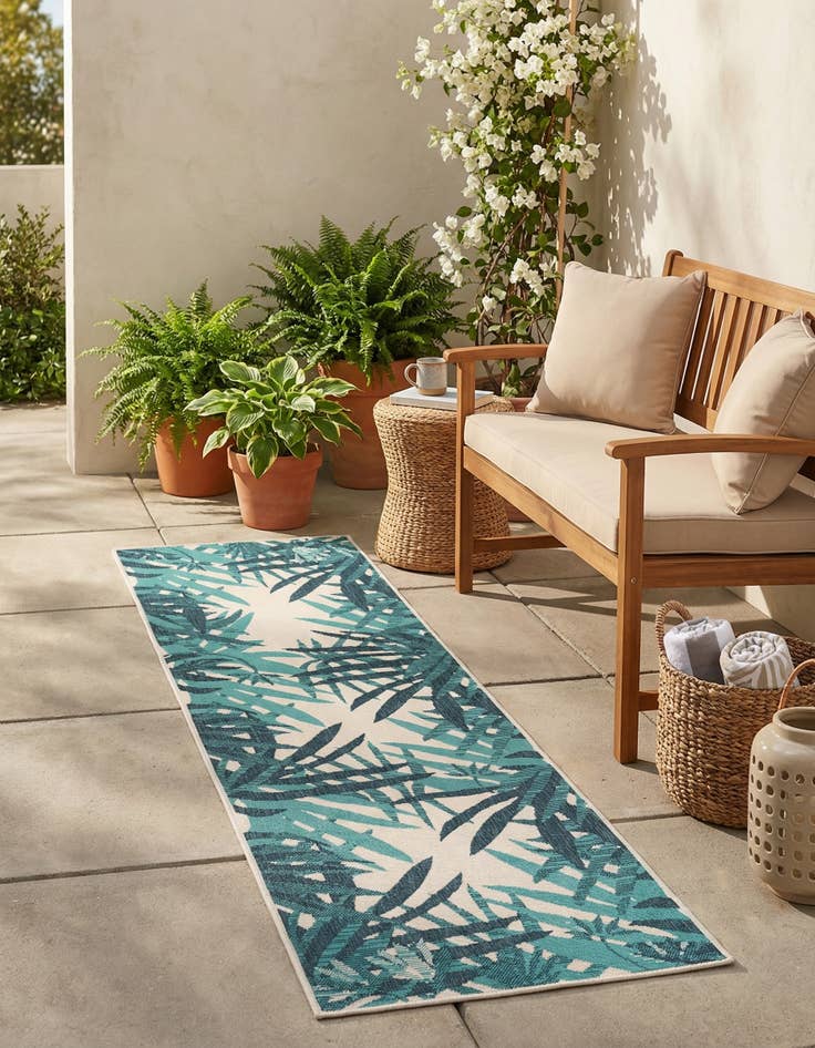 Detail image of 2' 7 x 10'  Washable Botanical Indoor / Outdoor Runner Rug