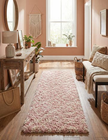 2' x 7' Lattice Shag Runner Rug