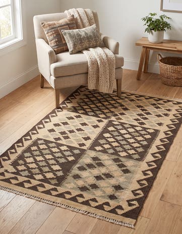 3' 2 x 4' 9 Hand Woven Kilim Maymana Wool Rug