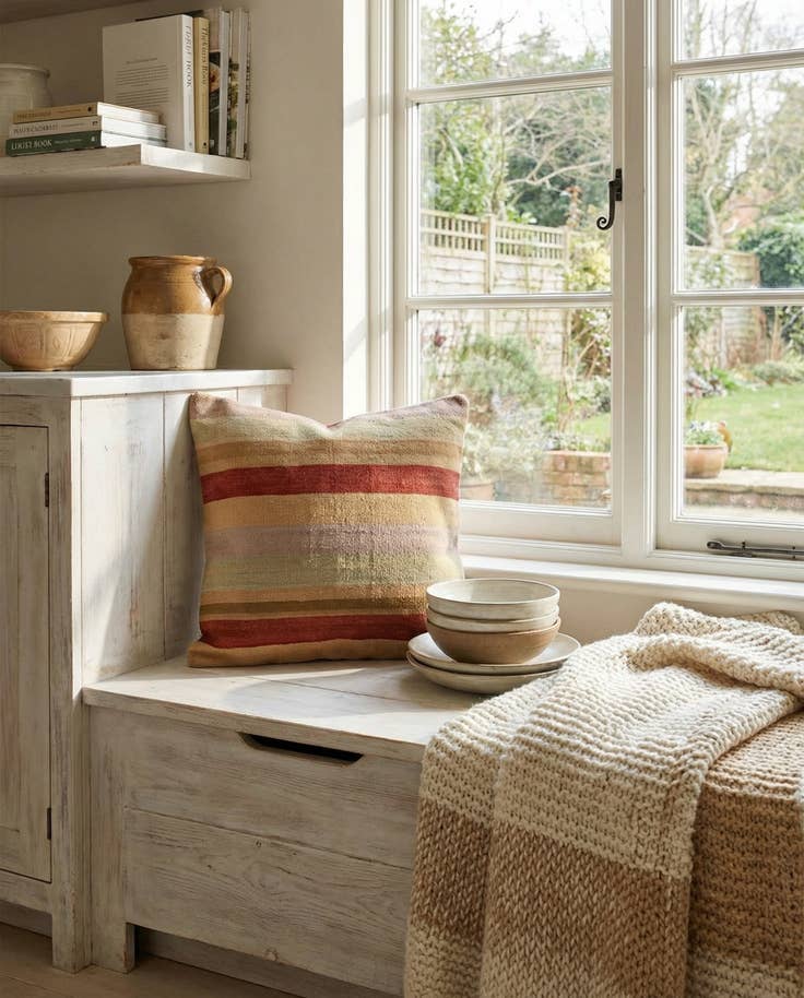 Detail image of 2' 4 x 2' 5 Hand Woven Pillow Wool Square Rug