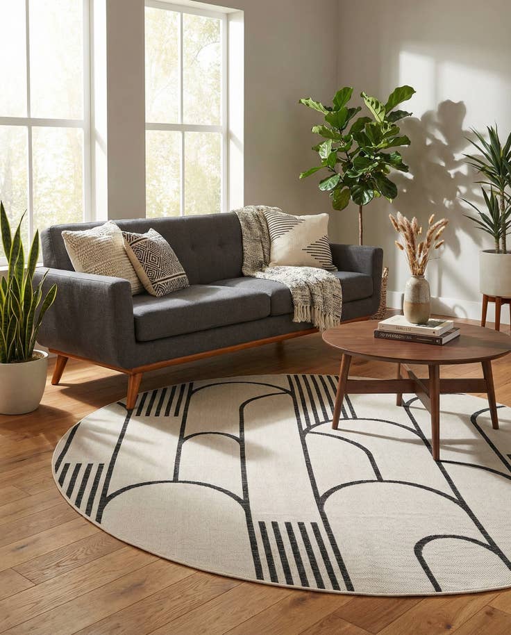 Detail image of 7' 10 x 7' 10 Easy-Clean Modern Indoor / Outdoor Round Rug