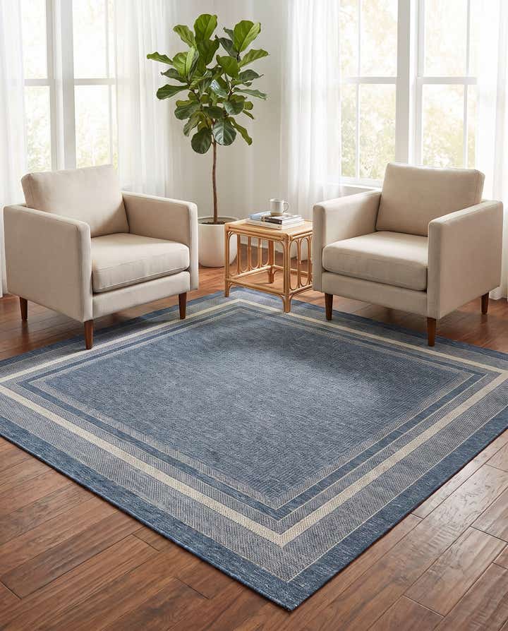 6' x 6' Easy-Clean Border Indoor / Outdoor Square Rug