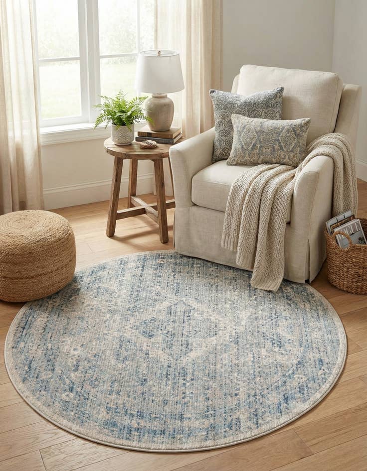 Detail image of  5' x 5' Noble Round Rug
