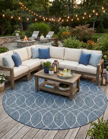 10' x 10' Easy-Clean Lattice Indoor / Outdoor Round Rug