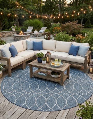 10' x 10' Easy-Clean Lattice Indoor / Outdoor Round Rug