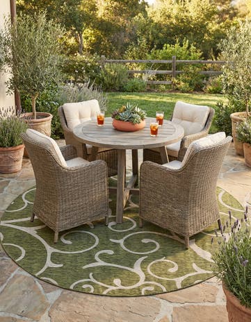 10' 8 x 10' 8 Easy-Clean Botanical Indoor / Outdoor Round Rug