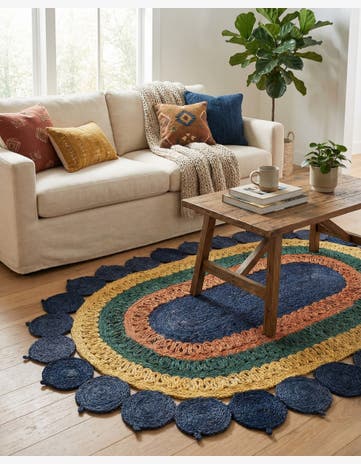 4' 1 x 6' 1 Handmade Braided Jute Oval Rug