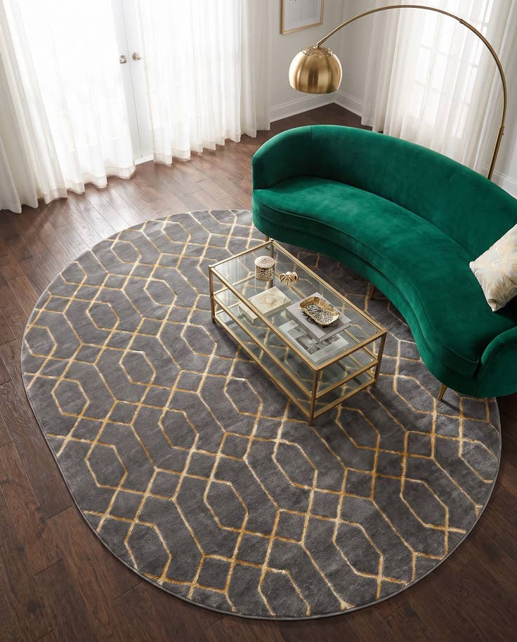 Detail image of 7' 10 x 10' Marilyn Monroe™ Glam Trellis Oval Rug