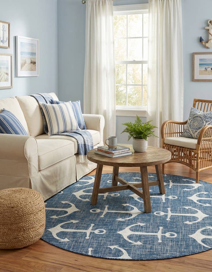 Detail image of 6' x 6'  Washable Coastal Indoor / Outdoor Round Rug