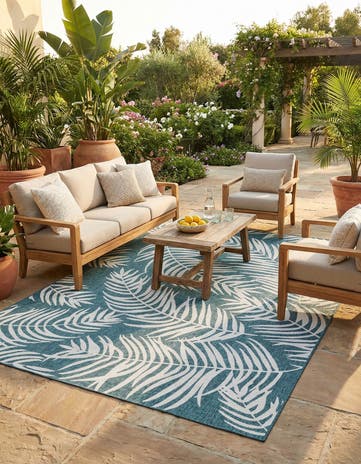 10' x 13' Easy-Clean Botanical Indoor / Outdoor Rug