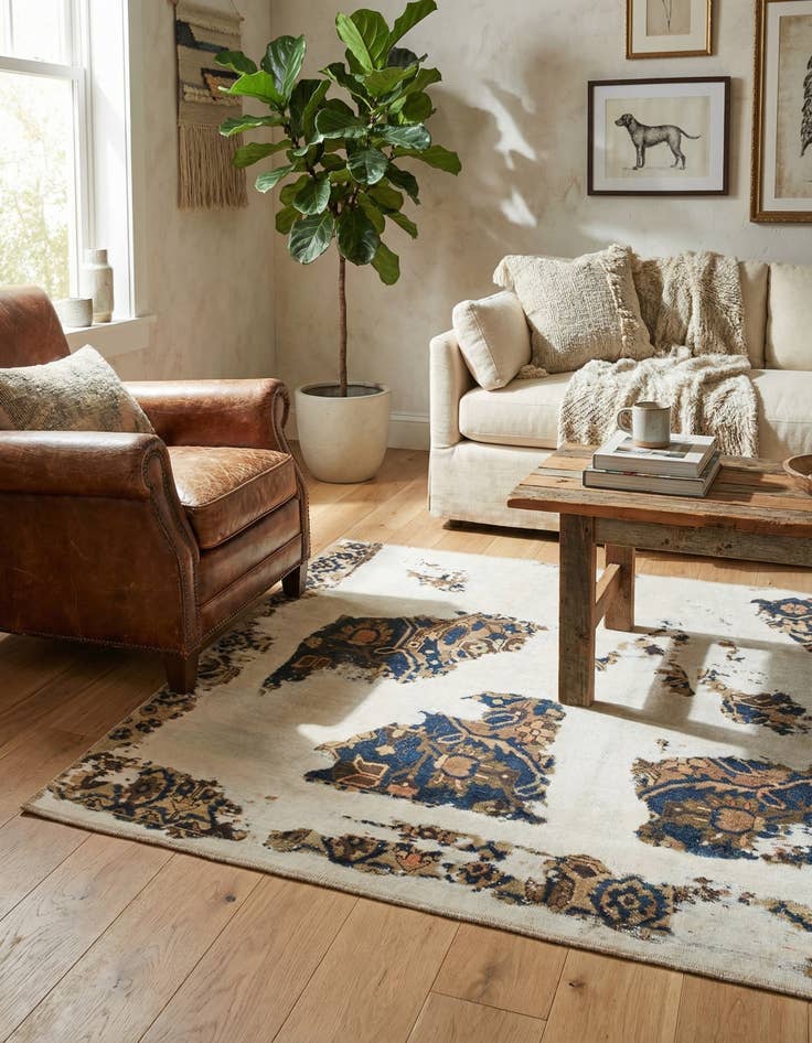 Detail image of 4' 4 x 4' 5  Hand Knotted Ultra Vintage Persian Wool Square Rug