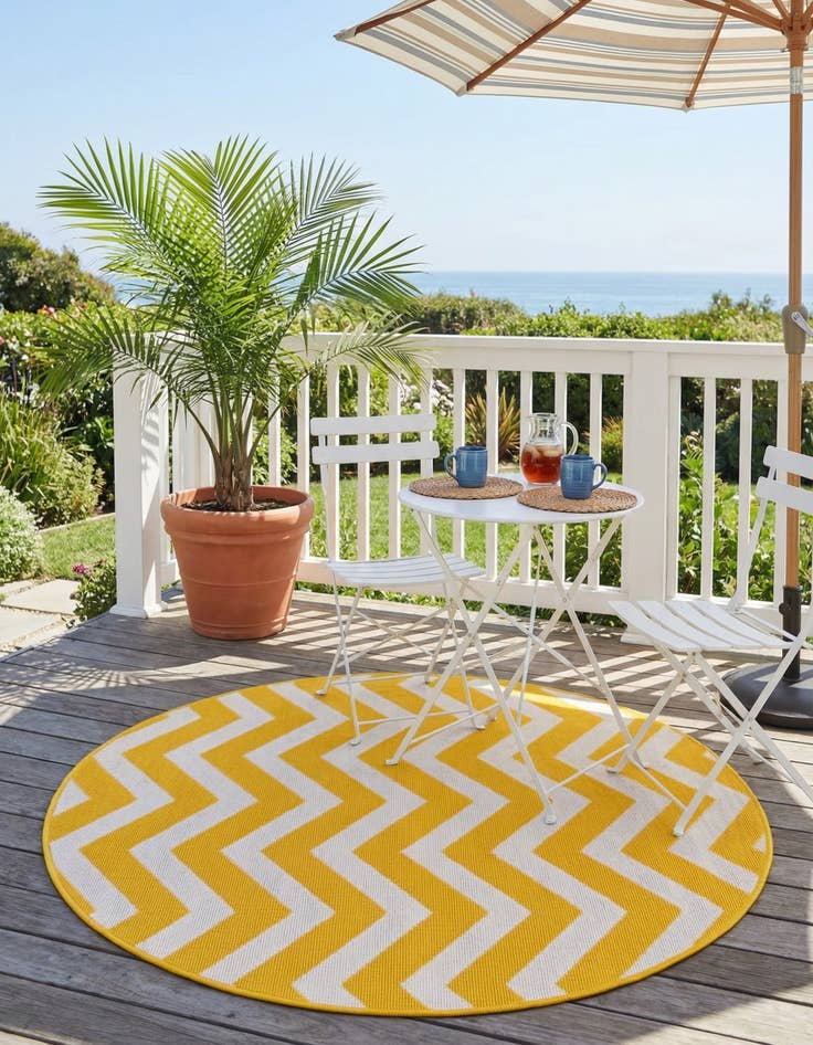 Detail image of 4' x 4'  Washable Coastal Indoor / Outdoor Round Rug