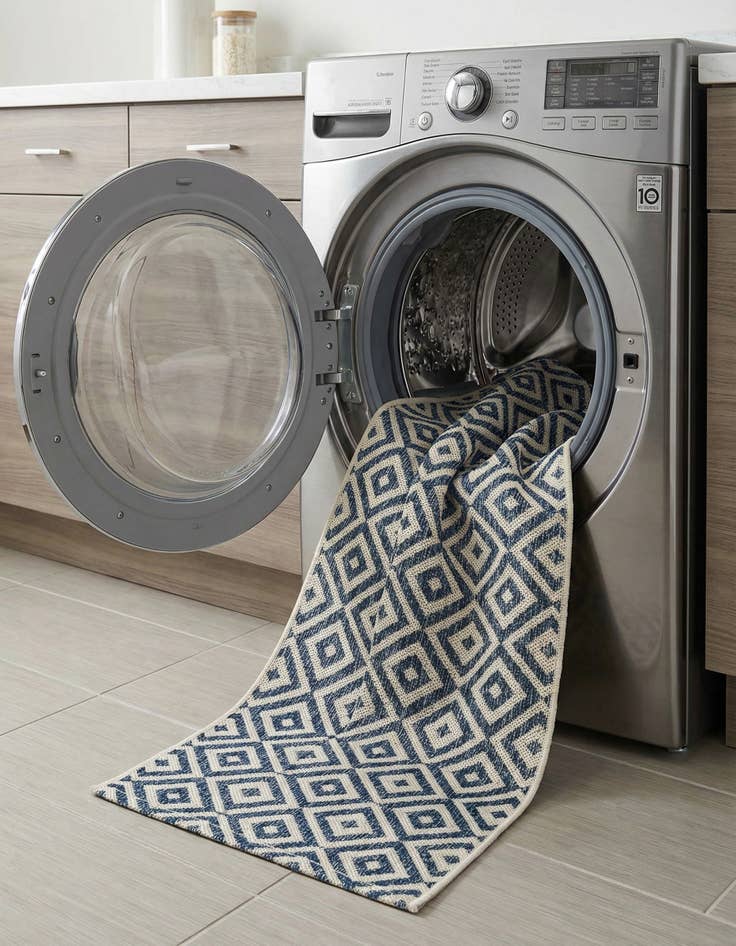 Detail image of 2' x 6'  Washable Jill Zarin Costa Rica Indoor / Outdoor Runner Rug