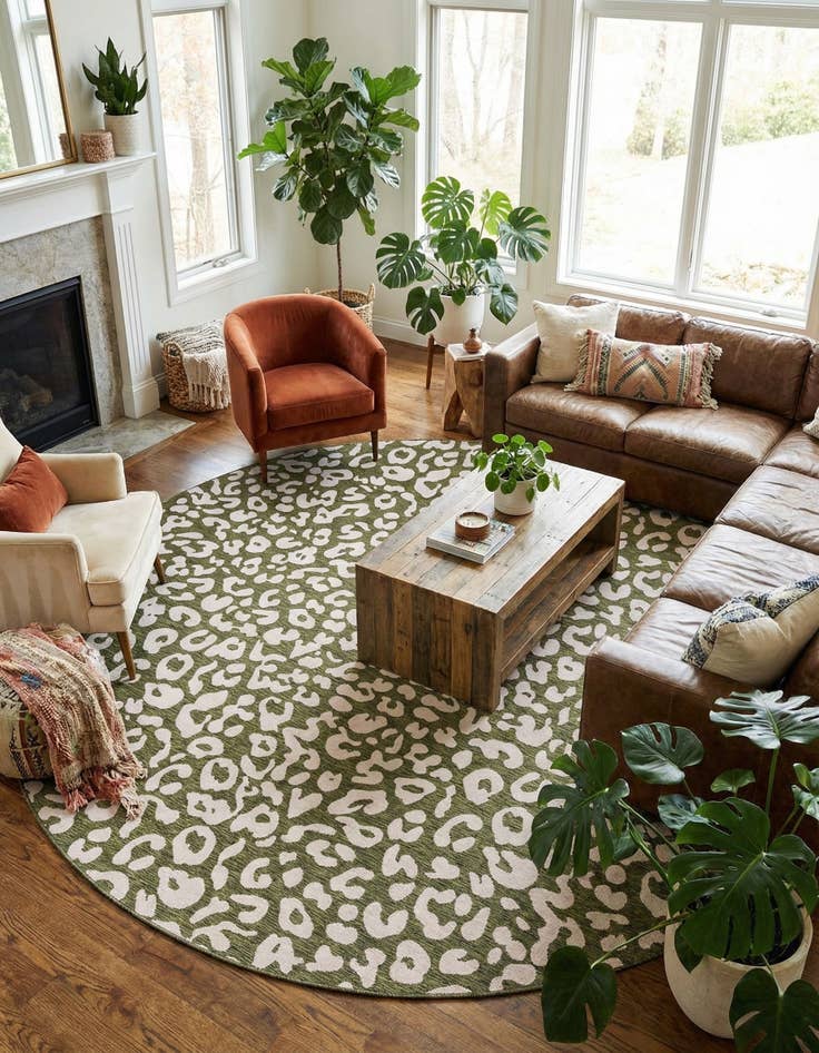 Detail image of 13' x 13'  Washable Safari Indoor / Outdoor Round Rug