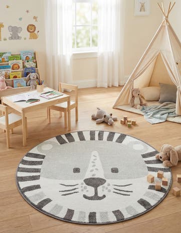 5' 3 x 5' 3 Cat Whimsy Kids Round Rug