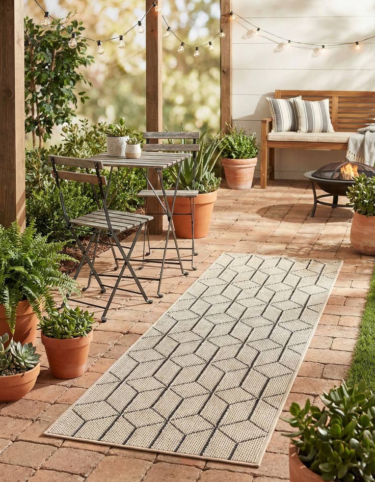 Detail image of 2' x 6' 1  Washable Trellis Indoor / Outdoor Runner Rug
