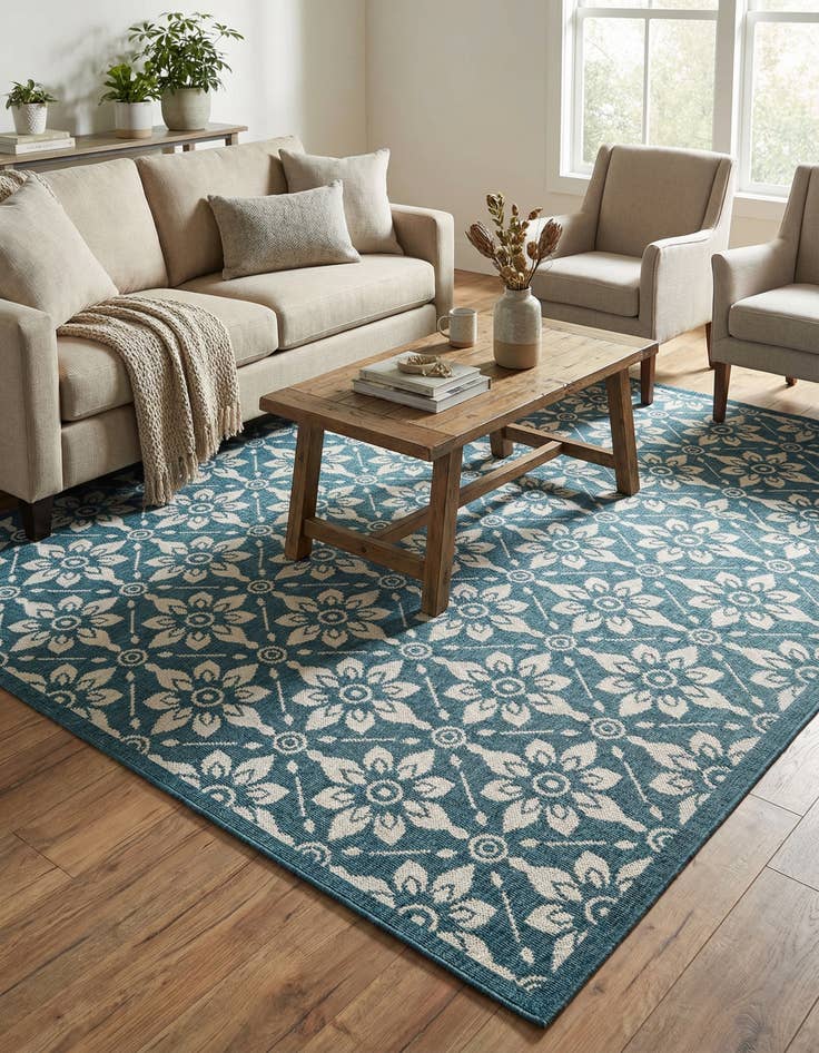 Detail image of 7' 10 x 7' 10  Washable Trellis Indoor / Outdoor Square Rug