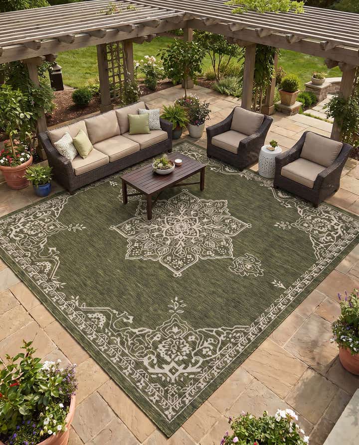 10' x 10' Easy-Clean Traditional Indoor / Outdoor Square Rug