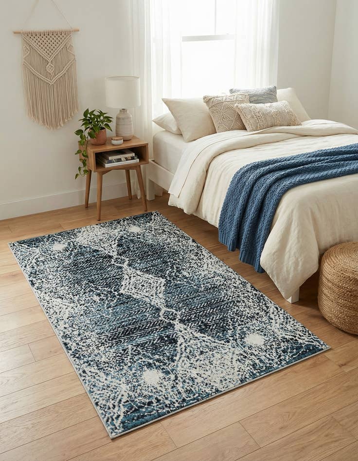 Detail image of 3' 3 x 5' 3 Kamala Washable Rug