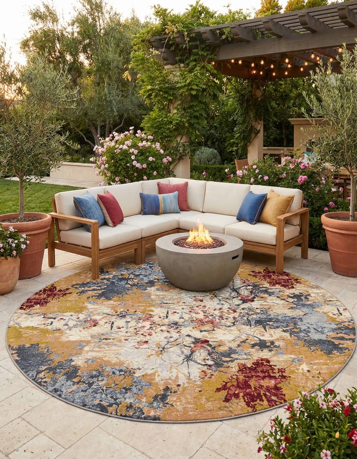 Detail image of 10' x 10'  Washable Modern Indoor / Outdoor Round Rug