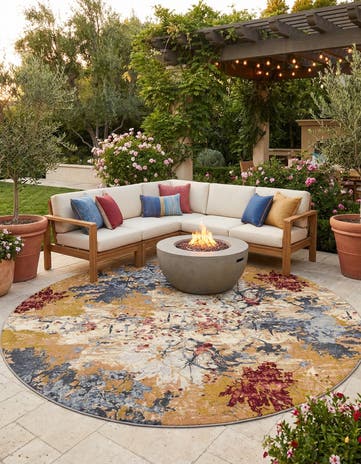 10' x 10' Easy-Clean Modern Indoor / Outdoor Round Rug