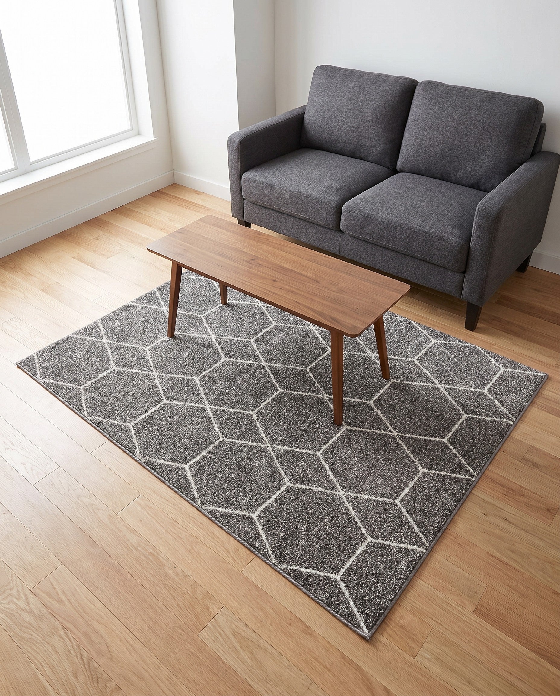 4' x 6' Lattice Frieze Rug