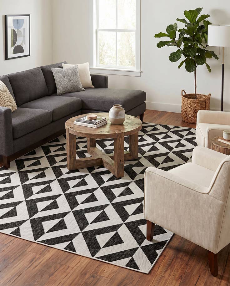 Detail image of 7' 10 x 11' Easy-Clean Jill Zarin Napa Indoor / Outdoor Rug